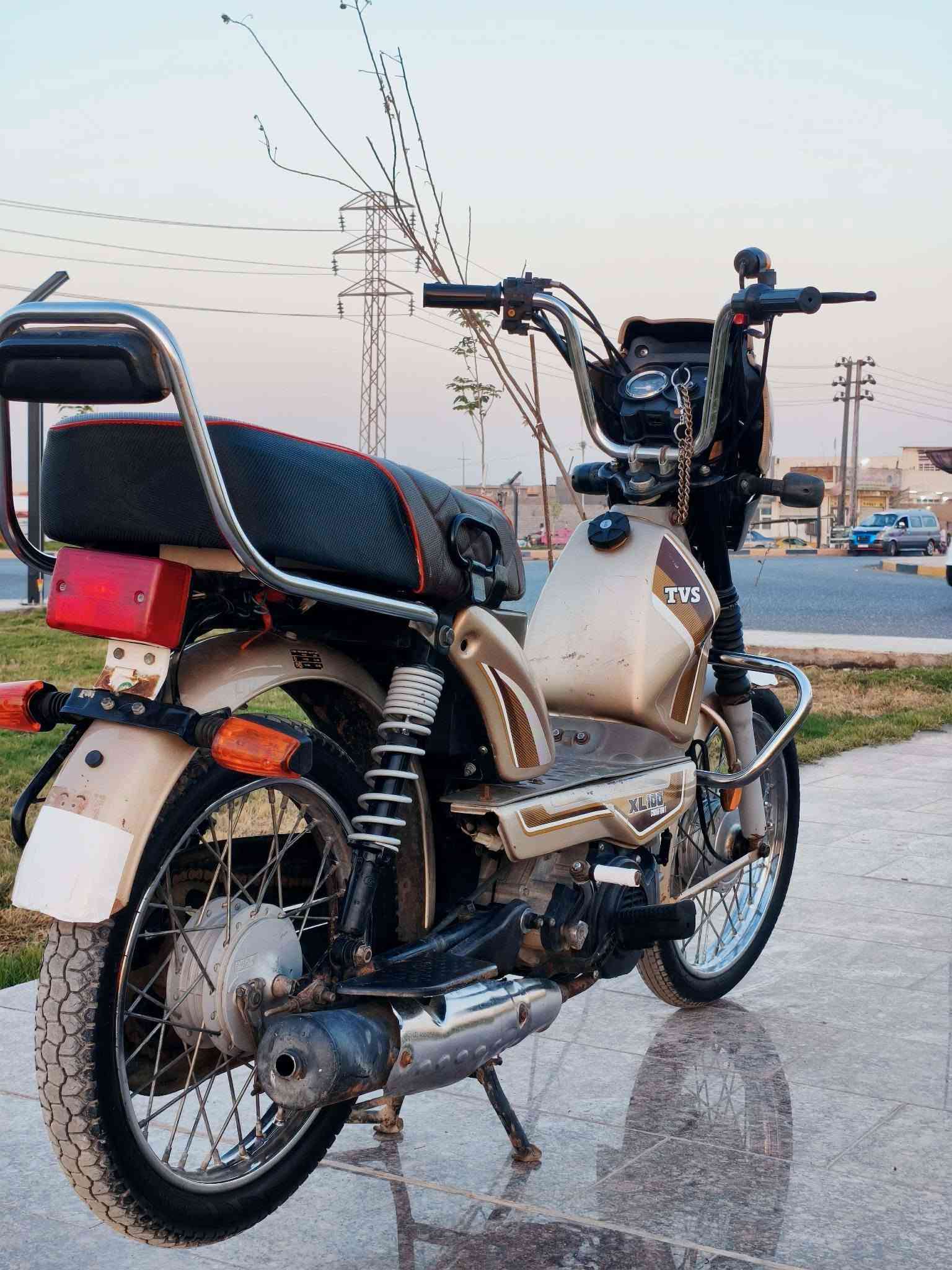 سلام عليكم مكلف بل بشر
TVS XL100 Comfort للبيع دراجة وكاله معرض الماهر

2023 موديل

دراجه كفاله عامه كهربائيات شغاله 100% شلعه ومعدل

نضيفه مرتبه مال جناي على كد روحه وجيه اقتصادیه کلش ابد متصرف بانزین مابيها اي عطلات

( عنوان ديالى قضاء الخالص ) السعر مطلوب 850 وقابل للتفاوض للاستفسار يرجى الاتصال على هذا

*********** الرقم
