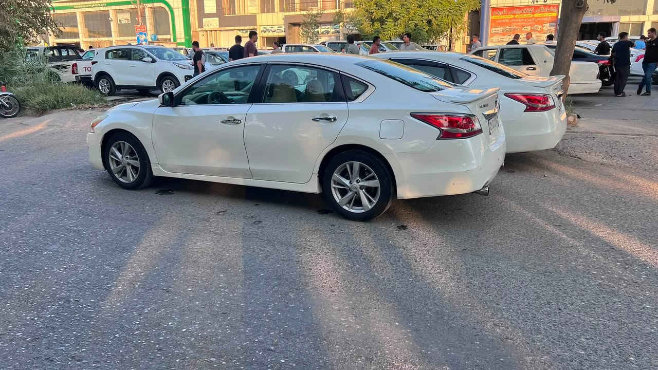 مواصفات s
بيه نص قطعه سبغ 
وبيه بارد بل باب مال سائق 
الباقي كفاله عامه 
سيار مابيه كل مسرف كامله بيه كابون مال بنزين
15 خليجي ماشيه 132
***********

