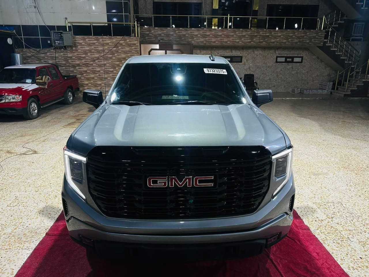 🟢 GMC SIERRA  2025 ELEVATION🟢 

عداد المسافة 17000 mile

حجم المحرك V8 (5.3L)

🔴(السعر/38000 $) 

🔴المواصفات :

بصمة تشغيل
بصمة أبواب  
باب طويل بودي قصير
تشغيل عن بعد (Remote Start)
كشنات امامية تدفئة   
رادار امامي (تحديد مسار)
شاحن موبايل Wireless Charger
شاشة كبيرة لمس
تبريد مركزي
تحكم وضعيات القيادة (Drive Modes)
مانع انزلاق+ABS
هاند بريك بصمة
مثبت سرعة (Adaptive Cruise Control)
وبقية المواصفات المعروفة

🔴(العنوان/ كركوك شارع المعارض)

🔴للاتصال/

***********
***********
