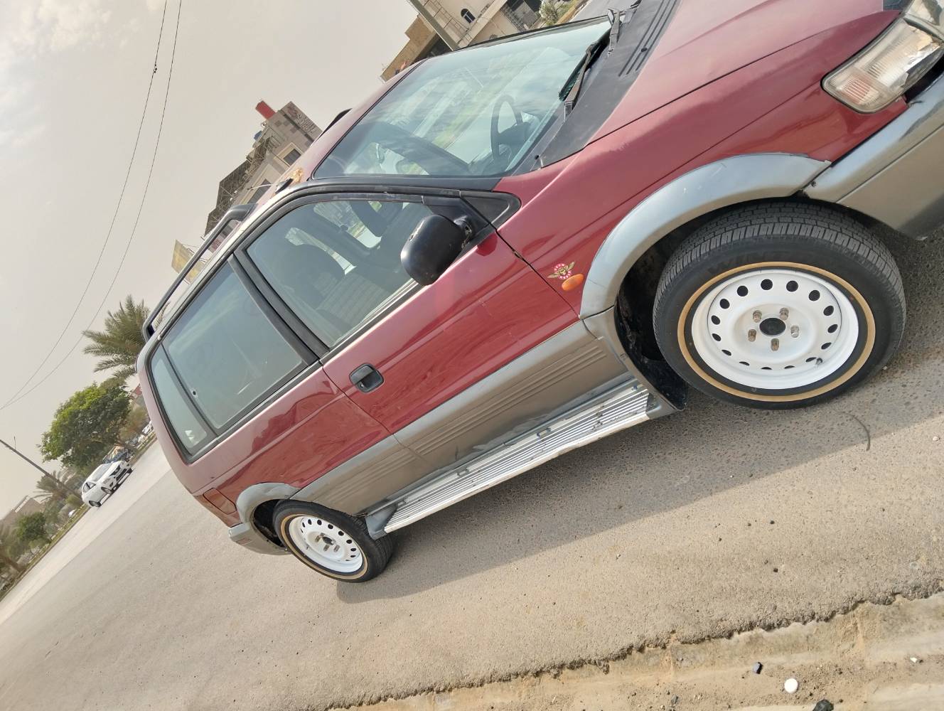 ميتسوبيشي شارلوك • ١٩٩٥ • اوتوماتيك