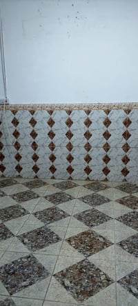 بالبله • غرفة وصالة • شامل ماء وكهرباء