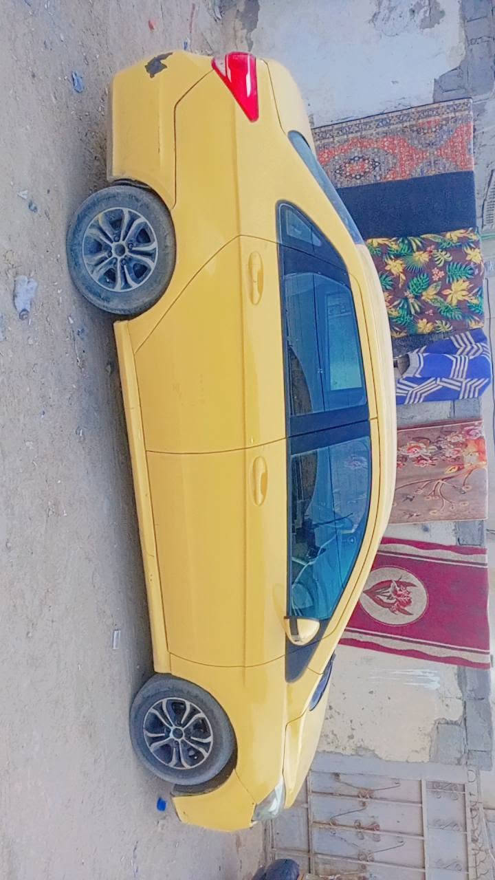 سلام عليكم سياره البيع بايك دي عشرين مكينه وكير كورله بيه ضربه بل جنطه مديل 19 السعر 30 المكان كربلاء ***********
