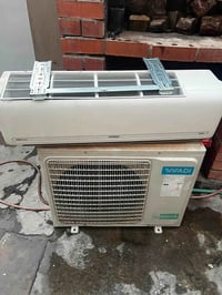 سبلت وادي طن ونص عاد يمو انفيرتر  نظافة ممتازة مشتغل قليل  غاز كامل ما...