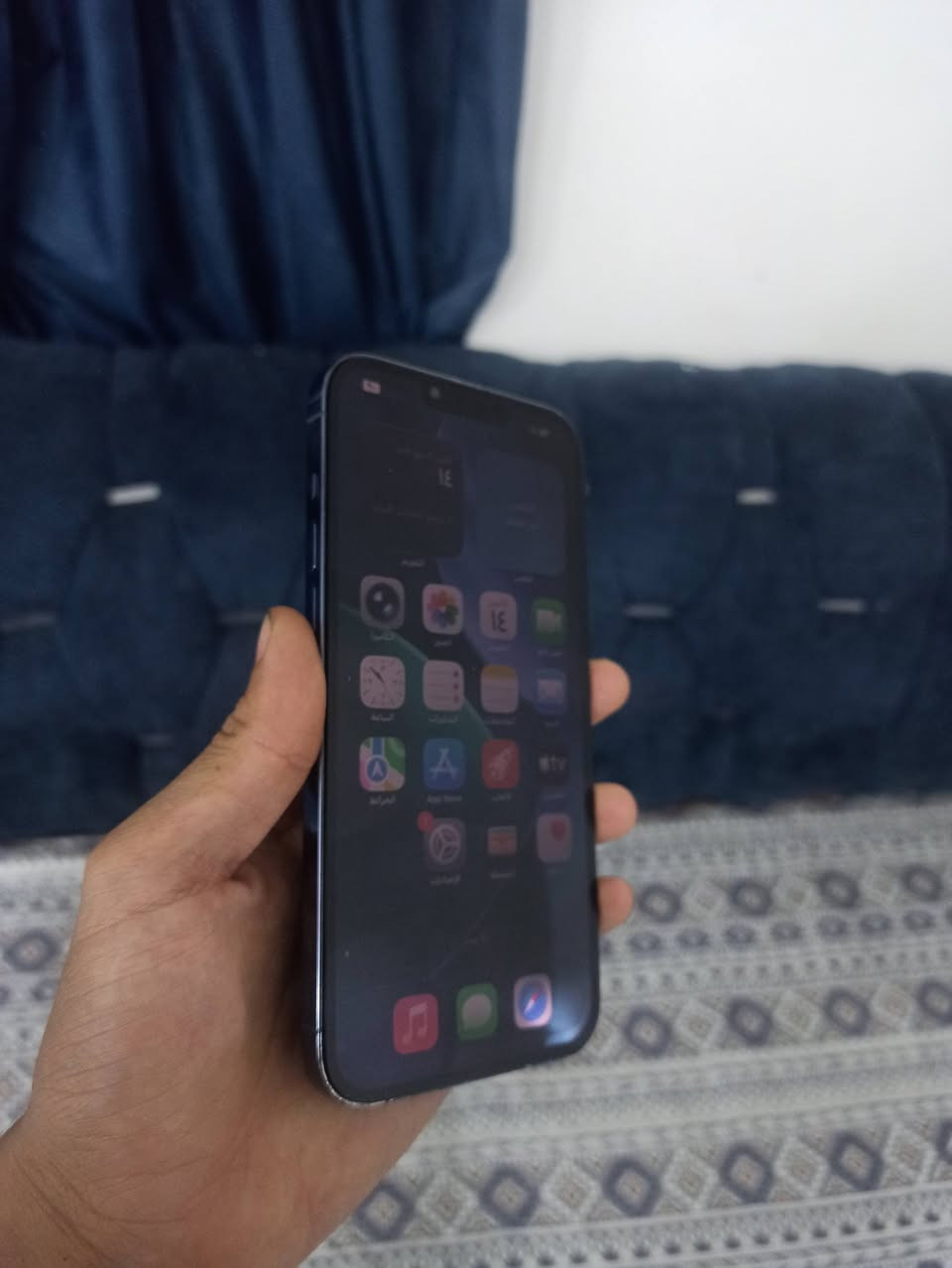 📱 آيفون 13 برو ماكس
🔹 ذاكرة 128GB
🔹 نموذج M
🔹 شاشة مبدلة GX أصلية
🔹 بيها هذا الضوء
🔹 البطارية 73%
🔹 Face ID شغال
🔹 كلشي شغال
🔹 الكاميرات بيهن تأخير يلا يشتغلن
💰 السعر: 350 ألف
T:📞 ***********
