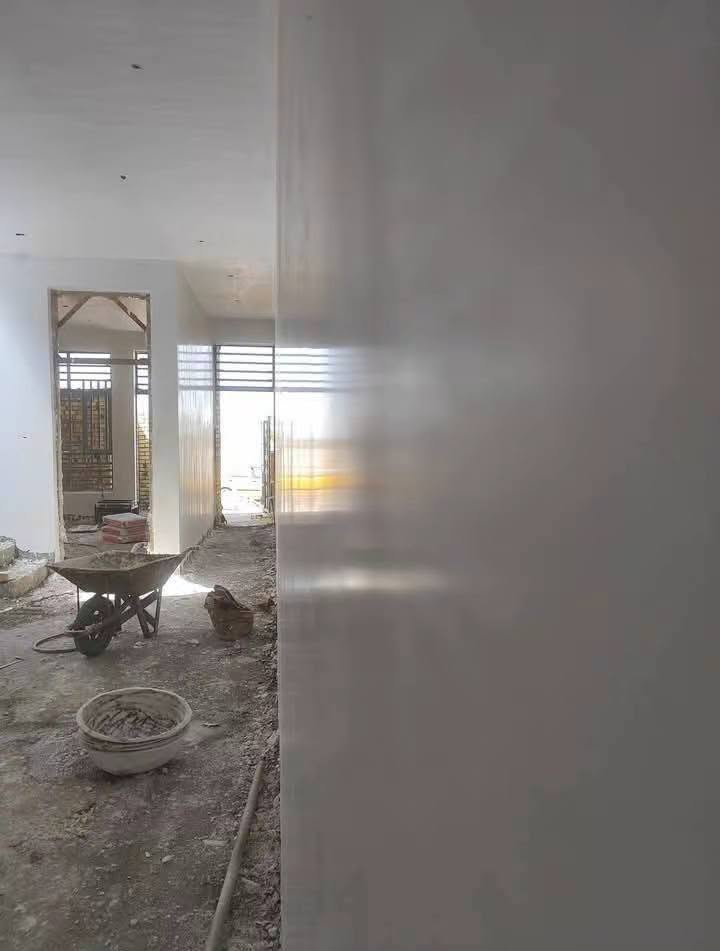 عملنا بياض شقل درجه والى شرط ستلام مهندس مكان ناصريه فقط0784066927
