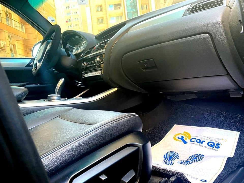 سيارة نظيفة، مواصفات عالية، وأداء رياضي! 
للبيع أو المراوس، BMW X3 موديل 2017 (F25 - XDrive 35i)، قمة في الرفاهية والقوة، بمحرك 6 سلندر سعة 3.0L يجمع بين النشاط والاقتصادية.
 * الموديل والأداء: BMW X3 2017 - فئة xDrive35i (دفع رباعي مستمر).
 * المحرك: 6 سلندر 3.0L توين باور تيربو.
 * المسافة المقطوعة: 111,000 كم .
 * الرقم والتسجيل: رقم جديد / أربيل.
 * البودي والداخلية: الجاملغ الأمامي ، والكير و المحرك مكفولات بشرط.
أبرز المواصفات والرفاهية:
 * المقاعد: جلد فاخر، تحكم كهربائي بالكامل مع ذاكرة لحفظ وضعيات مقعد السائق، وتدفئة شاملة (للمقاعد الأمامية والخلفية).
 * التقنيات والتجهيزات: دخول ذكي (Keyless Go)، صندوق خلفي يفتح ويغلق كهربائياً.
 * أنظمة القيادة والأمان: نظام Auto Hold، نظام التوقف الذاتي Auto Stop لتقليل استهلاك الوقود، وحساسات محيطية كاملة (أمامي، خلفي، جانبي).
سيارة نظيفة، مواصفات عالية، وأداء رياضي جبار!
للتنازل أو المراوس، BMW X3 موديل 2017 (F25 - XDrive 35i)، قمة في الرفاهية والقوة، بمحرك 6 سلندر سعة 3.0L يجمع بين النشاط والاقتصادية.
 * الموديل والأداء: BMW X3 2017 - فئة xDrive35i (دفع رباعي مستمر).
 * المحرك: 6 سلندر 3.0L توين تيربو.
 * المسافة المقطوعة: 111,000 كم فقط.
 * الرقم والتسجيل: رقم جديد / أربيل.
 * البودي والداخلية: الجاملغ الأمامي والمحرك (البنيد) مُبدلات قطع أصلية، والسيارة جاهزة للقيادة بدون أي مصاريف.
أبرز المواصفات والرفاهية:
 * المقاعد: جلد فاخر، تحكم كهربائي بالكامل مع ذاكرة لحفظ وضعيات مقعد السائق، وتدفئة شاملة (للمقاعد الأمامية والخلفية).
 * التقنيات والتجهيزات: دخول ذكي (Keyless Go)، صندوق خلفي يفتح ويغلق كهربائياً.
 * أنظمة القيادة والأمان: نظام Auto Hold، نظام التوقف الذاتي Auto Stop لتقليل استهلاك الوقود، وحساسات محيطية كاملة (أمامي، خلفي، جانبي).
 * الإضاءة: نظام Adaptive Lights (إضاءة تفاعلية ذكية تتكيف تلقائياً مع الضوء الخارجي وتبدل بين العالي والناصي)، مع لايت متحرك يتبع اتجاه الستيرن.
للتواصل والاستفسار:
يرجى الاتصال أو المراسلة عبر الواتساب على الرقم: ***********
السعر : 153 و بيها مجال قليل جدا 
للتواصل والاستفسار:
يرجى الاتصال أو المراسلة عبر الواتساب على الرقم: ***********
