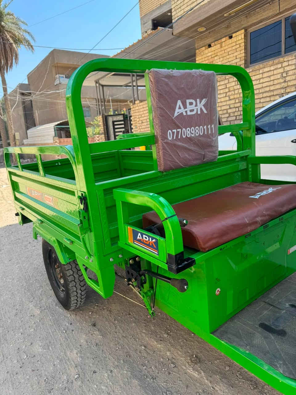 ستوته شحن مستخدمه شهرين جديده الحجم الجبير 
كير خفيف ثقيل ( لو گير ) مع نضام البگ R بطاريات اكبر حجم 45A 
تمشي بالشحنه الوحده 100 كيلو انسه الشحن 
كامله مابيهة اي نقص واي زنجار مابيهة وما مبدل بيهة ايشي ولا برغي مفتوح 
سعرهة 1150 الف مكاني 
📍بغداد ابو غريب الزيتون 
*********** واتساب ***********
