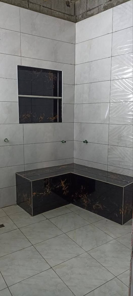 سلام عليكم اسطه سيراميك متفرغ حاليا شغل درجه اولا شرط تسليم مهندس كادر عمل ***********
