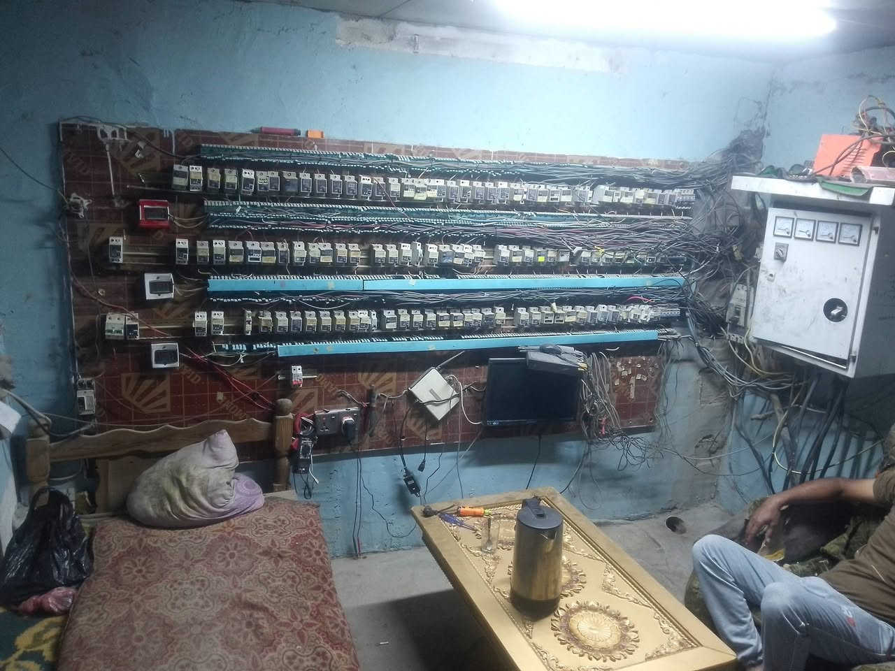 السلام عليكم موقع مولده  للبيع مكان طوريج حي السلام نوع المولده سكانيه  يوجد فيها حصة كاز ٢٢٥ كي في فيها ٧٥٠ امبير للتواصل على الرقم *********** / ***********
