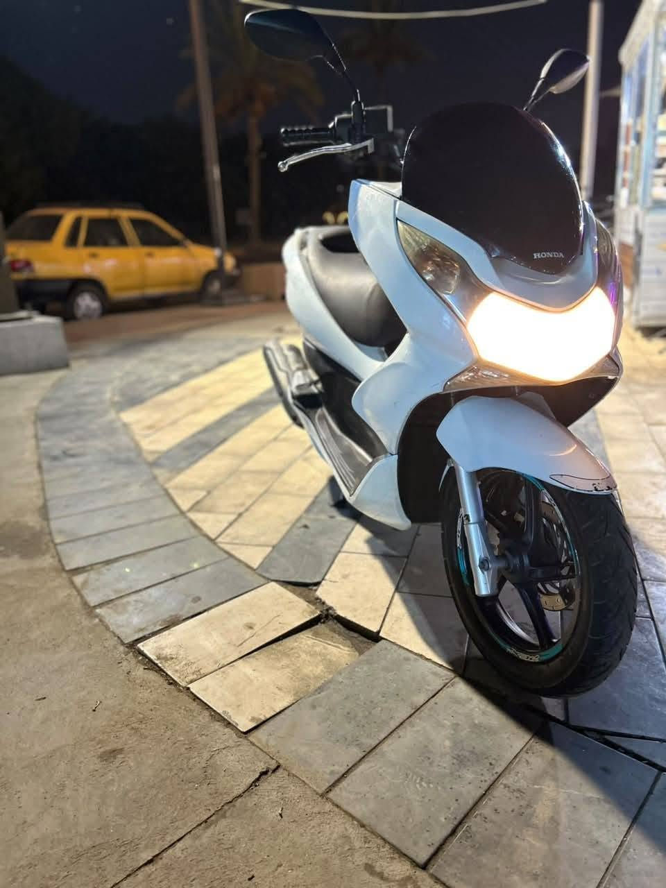 PCX • الجيل الاول • ياباني اصلي
