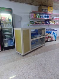 ميز كاشير • ألمنيوم • بدولاب
