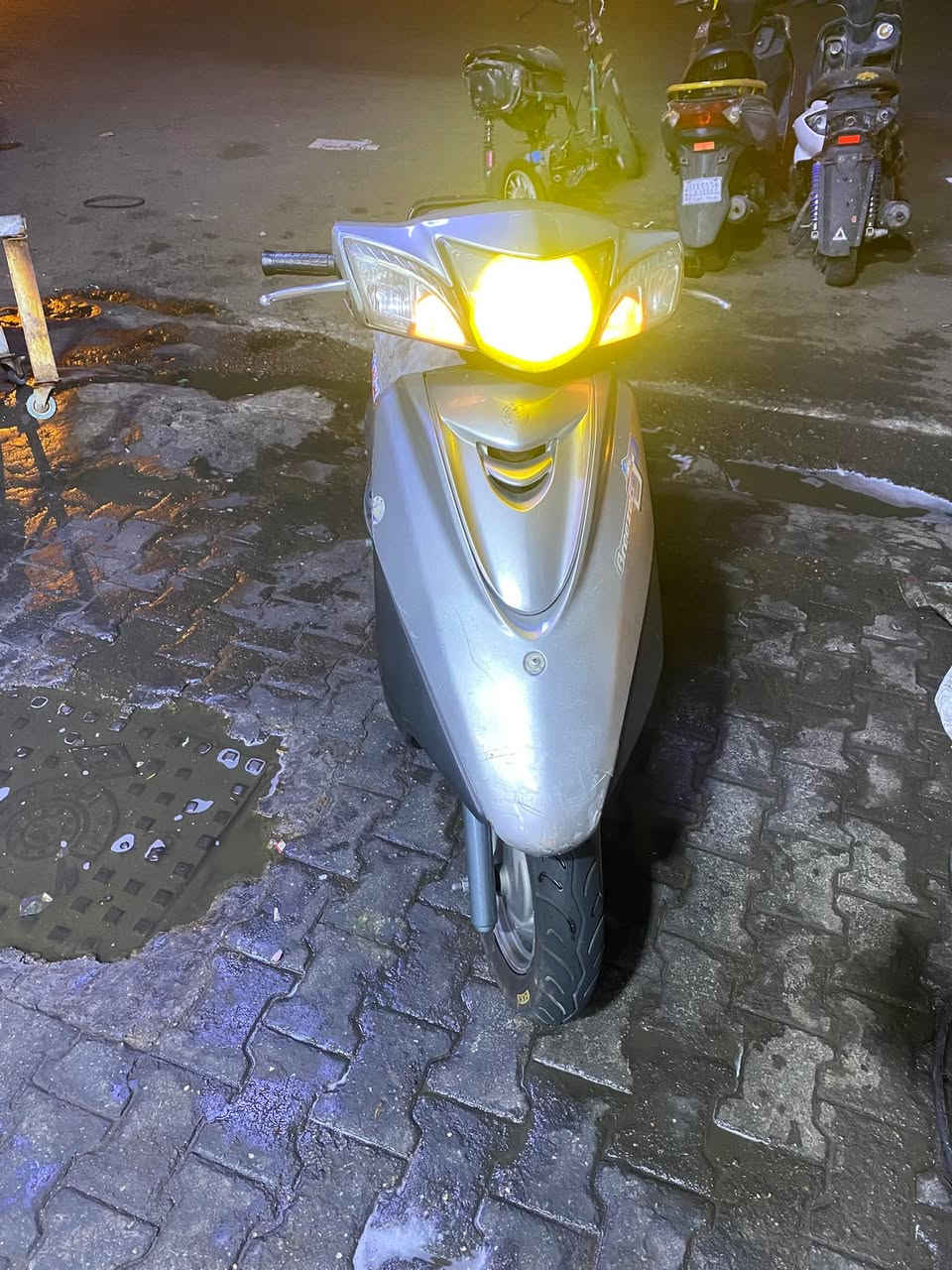 دراجه ببغاء سرعه معدل خير من الله كهربائيات شغاله كله مثل مشوف كفرات بلاديه العنوان بغداد الكفاح السعر مليون و100 وبيه مجال هاتف ***********
