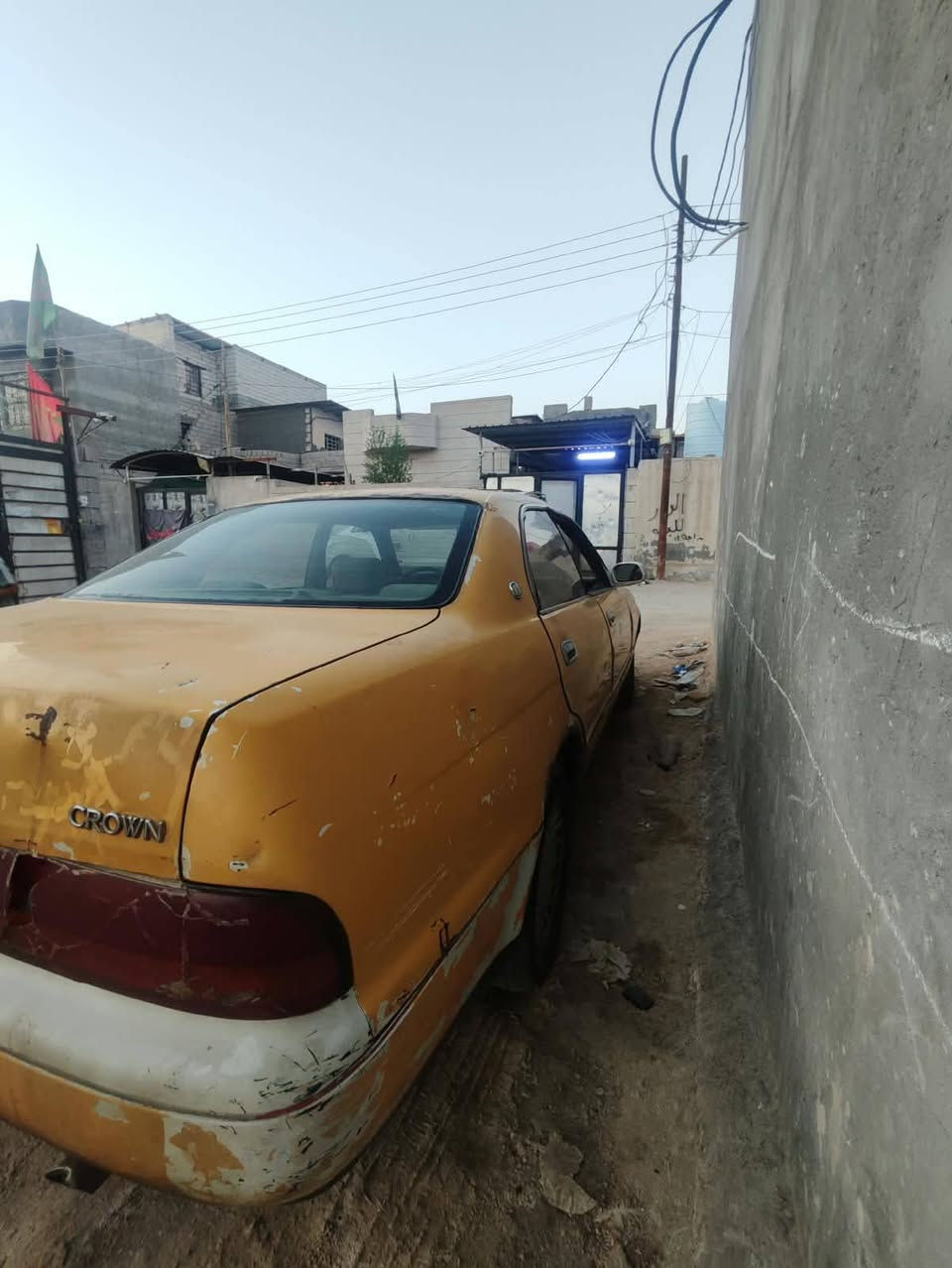 السلام عليكم بطه مديل ٢٠٠ مكينه او كير مكفولات لا تنقيص او لا تبخير مال خاويه تخم تايرجديد بسعر مناسب سنويه ساقطه او راعيه ما اندله  للستفسار ***********وات ساب
