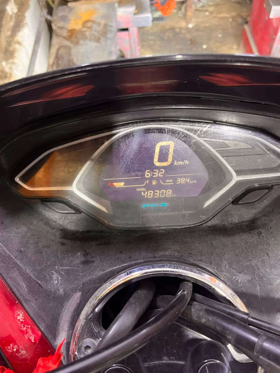 السلام عليكم
Pcx جيل الثالث
مكينة 150 ماشيه 48000 دراجة نظيفه حساس ستان وحساس ازدحام كله شغال
مكاني واسط العزيزية
سعرها 15 ونص وبيها مجال
***********
