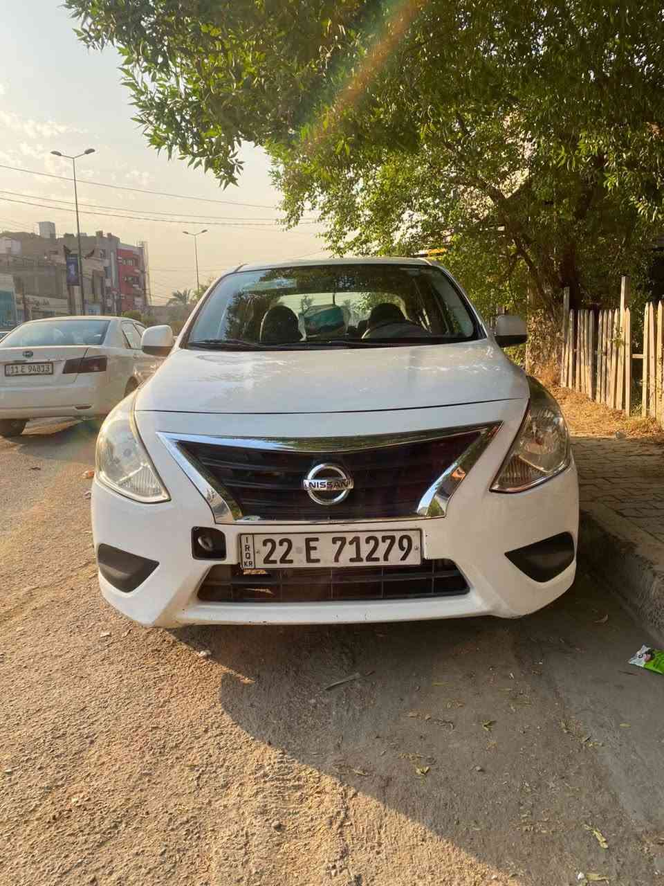 السلام عليكم نيسان سني هندي بليتة زركة بيها صبغ ربع باب السايق وربع باب خلفي السايق وبيها بارد السياره رقمها أربيل السعر ٩٠وبيها 
مجال بسيط حق الجيتك ***********
