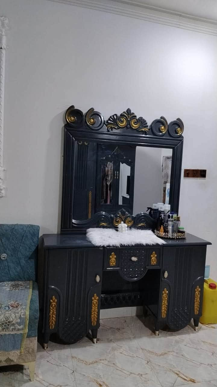 غرفه صاج عراقي 🇮🇶 مميزه جدا ديكور تركي صبغ حراري 🔥.. اي ضرر مابيه غرفه نضيفه بنسبه 100‎%‎100 … بسعر مانسب جداً 
جربايه دوشمه ملكي 👸🏻 ..
كومديات صبوره كامله 🎇
العنوان ( الناصرية )📍
واتساب *********** ☎️
