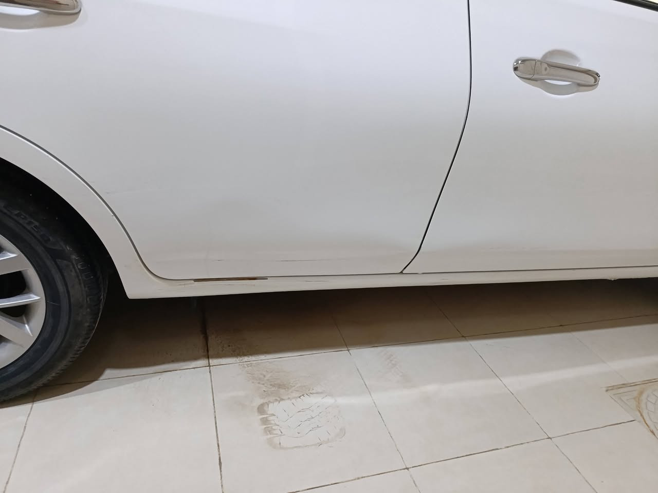 سلام عليكم
للبيع صني هندي موديل 24
حله نادر الثانيه 
***********
سعر 126
