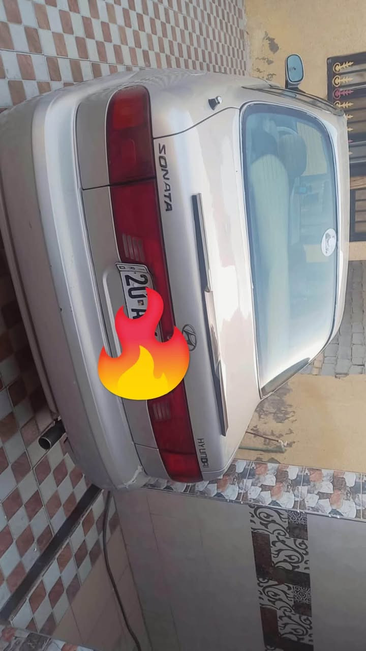 سلام عليكم
سوناتا 2 خليجي

مديل 1993

السنويه 2029 رقم دولي 

بأسمي سياره 

مصبوغه صبغه درجه أولى 

تبريد ثلج 

كير اوتو 

مكينه 2000

تخم تايرات 

كهربائيات كله شغاله

سياره مال بيت 

الجناي يعرفه سياره نضيه كلش

السعر 48 بيه مجال قليل

العنون الديوانيه قضاء عفك 

رقم الهاتف ***********

