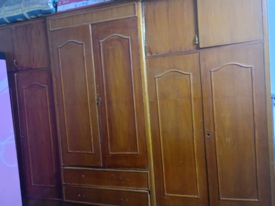 كاونتر للبيع كلش نضيف 3قطع سنكي مرمر سعر ١٢٥ كنتور ابو طابقين تسكام ابو ٦ كلش نضيف سعر ١٣٠ عنواني محاويل حي الشهداء قرب ملعب زيدون أول محطة كهرباء شراي يراسل خاص ماارد عل تعليق لن محضوره
