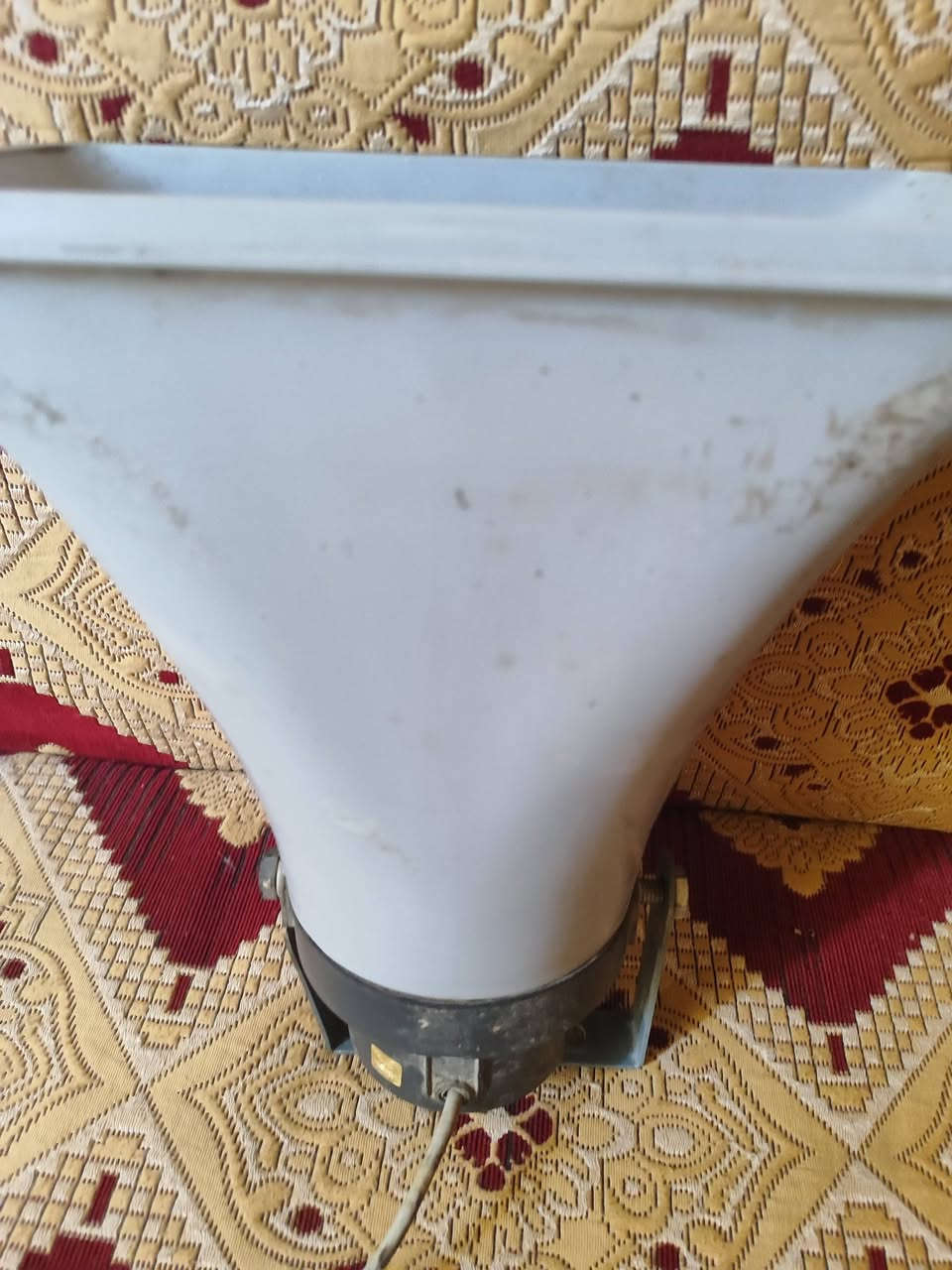 بوقيه هنديه اصليه للبيع السعر 35وبيه مجال وتايرات جدد للبيع او مراوس بتيرات ابو لخطه مكان ناصريه مركز رقم ***********
