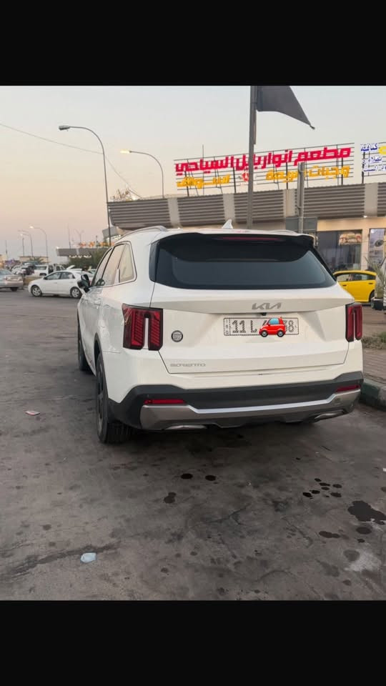 سـورنتو 2024 🚗
السياره جديده بمعنه الكلمه 🚗
رقم بغداد الجديد🚗 

ضمان شركه الدولية

مواصفات السيارة

————————

6سلندر 

شاشه دجتل الكتروني 

شاشه ابل كار بلي

اناره داخليه LED

أربع وضعيات قيادة

ايكو / سبورت / نورمال / سمارت
كشنات جلد بلادي 
حساسات امامي +خلفي 

لد نهاري 

حجم الويل 19

شاحن وايرليس 

شاشة تبريد

اناره ترحيب

بصمة بيبان

تبريد 3 قطع مناخ منفصل

مري جانبيه اوتو + ترحيب

مكان السياره الديوانيه لاستفسار ***********☎️
