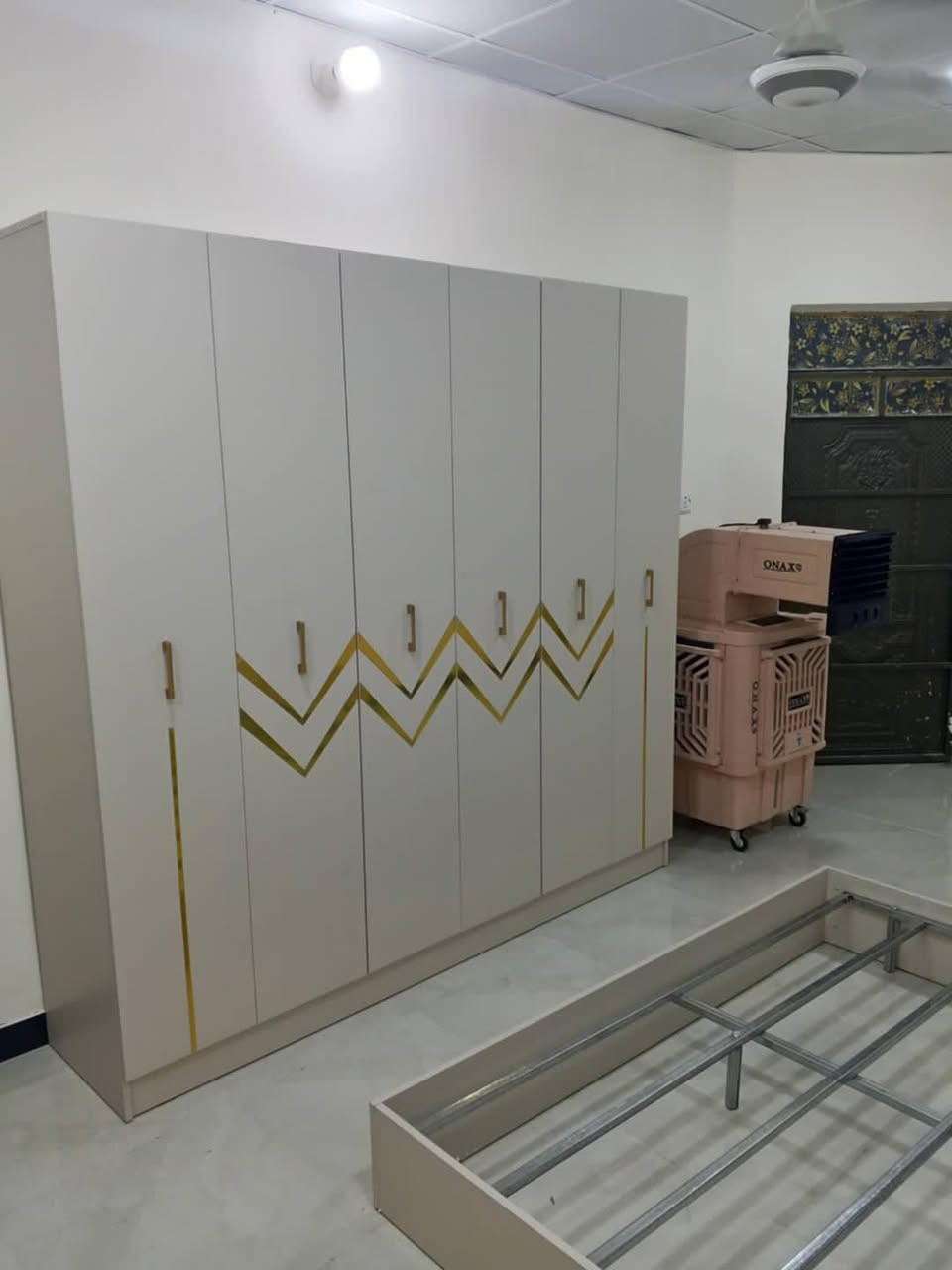 سلام عليكم غرفه 5 قطع مع الدوشك استخدام شهر سعرا 400 قفل الشراي يراسلني خاص او يتصل ع الرقم *********** مكاني بغداد العبيدي فلكه حي النصر
