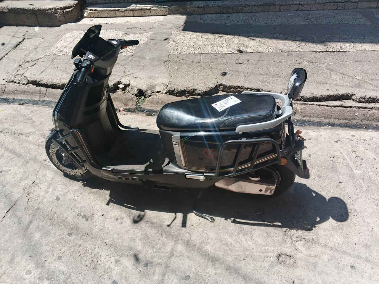 تيسلا اللبيع 6 بطاريات مسطر كلو شرط على فحص شرط مواصفات معروف بي بك للخلف ملف 2000/سرعه 70/حقيقي فول مواصفات السعر 850/بيها مجال موصل ايسر ***********//بي واتساب موصل ايسر ***********//بي واتساب موصل ايسر
