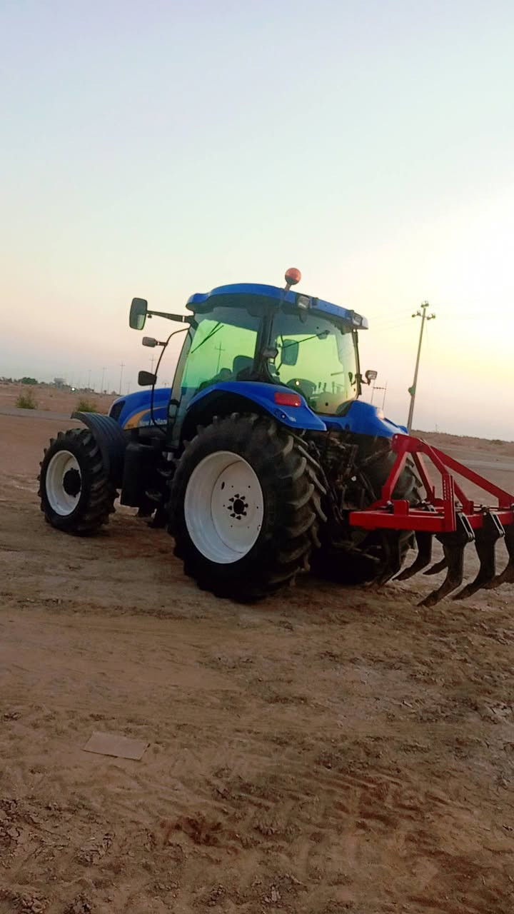 نيو هولند ١٣٥ للبيع او مراوس كير نص عادي محرك سوبر انجكتر   كله بلادييه رقم اربيل ‏‪***********‬‏
