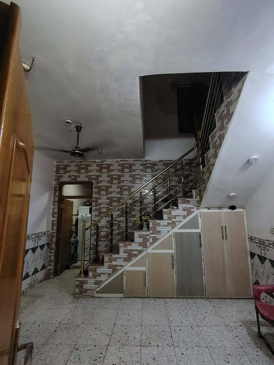 بيت للبيع100متر  بالنلاء طابوق طابق واحد حي النداء بال ٥١ للاستفسار الاتصال على الرقد ادناه
***********
