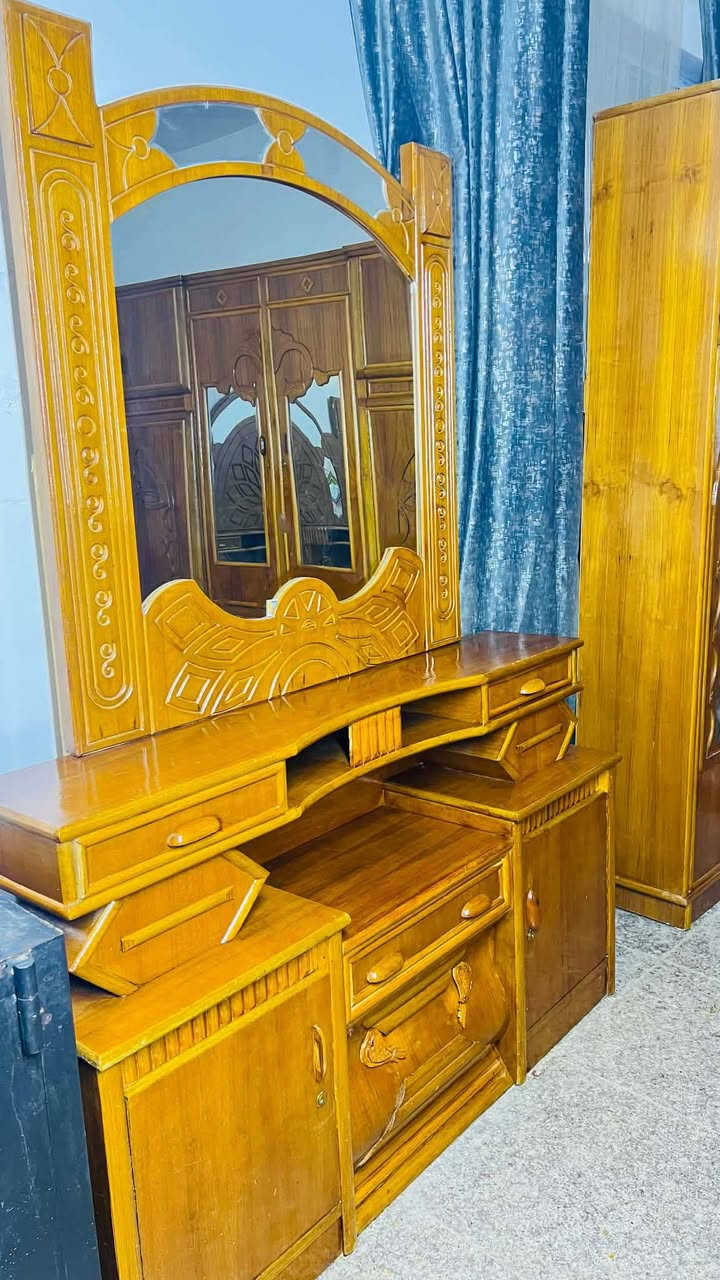 سلام عليكم مكلف بلنشر غرفه صاج تسكام طابقين ظهر جرجوبه داخل وخارج صاج السعر ٨٠٠وبيها مجال للشراي للإستفسار الاتصال ***********
