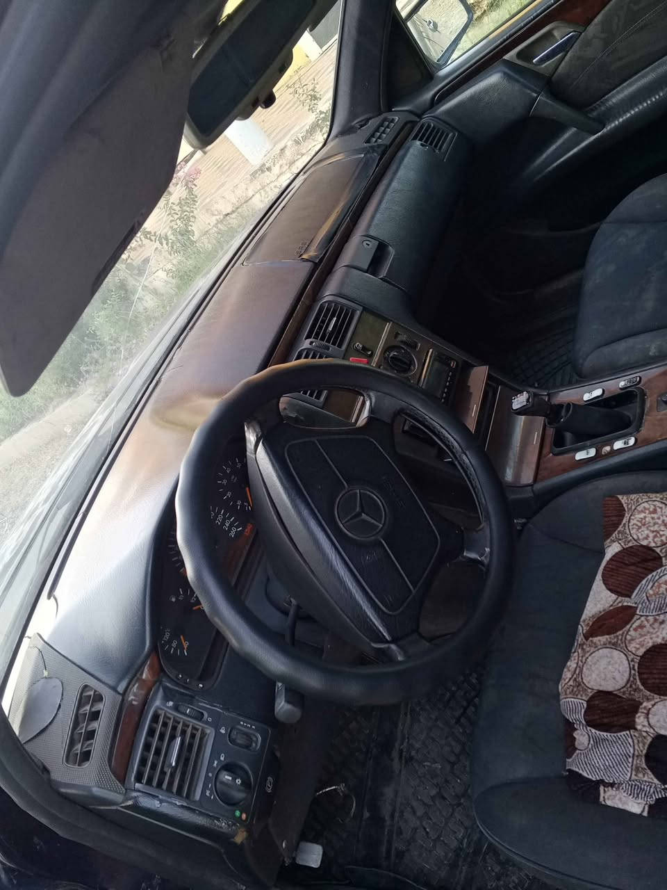 مئرسيدس بينز عفريت 4 پستن بيلاد ئارم پلاستيك اصلي بشرت 3 پارجه بؤياغه سيارة كه خاوئنه 
له هه ولير م سعر28 مشتري تلفون بكه لخزمتم *********** أربيل, العراق
