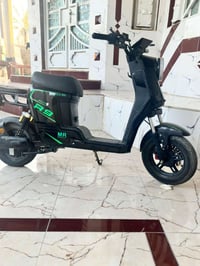 آر 9 • ٢٠٢٥ • بطاريات ٥ عقل