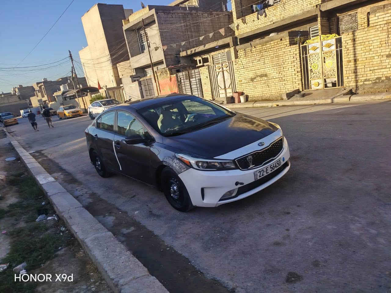فورتي 2017 امريكي سياره نص فول تخم تاير حداديه جديده منضومه تبريد جديده رقم اربيل بسمي تفاصيل داخل الفديو 
***********

نص مكتوب في الصور:
- HONOR X9d