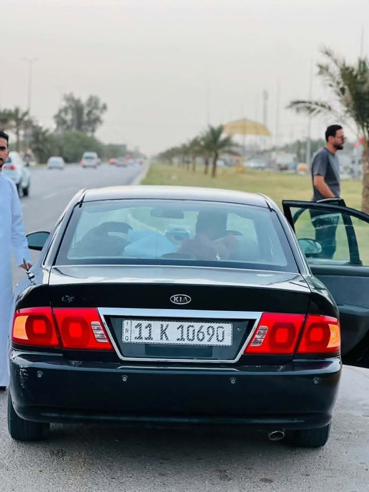 اوبتيما خليجي ٢٠٠٣ محرك ٢٠٠٠ دوش جاهزة كير ومكينة وحدادية وتبريد . مصبوغة عام جمالية . مابيها ضربة . رقمها بغداد ومكانها بغداد الدورة سعرها 57 
*********** واتساب
