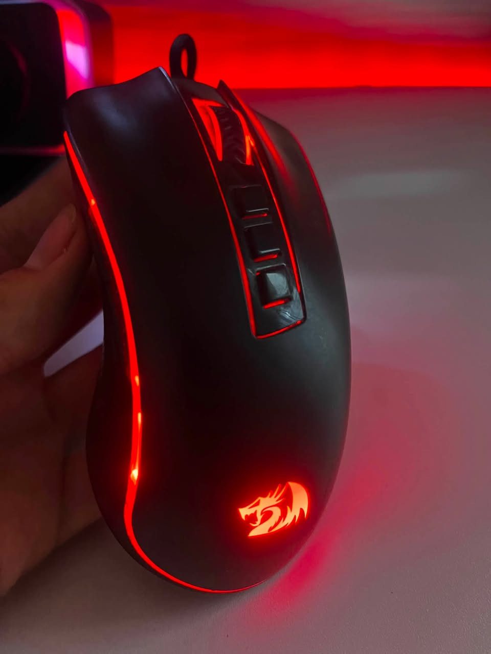 شاشا   msi.  180hz.   حجم 24
--------
i5  11400
RAM. 16  3200 كورسير
m.2. ssd 256
gtx 1660. 3fan + RGB + من كيكا بايت
winows 11
مبرد مائي عل معالج.  شاشا ---------
يوجد وصل شراء ب الصور
كيبورد : ريدراغون.   ماوس :ريدراغون  سبيكرات خارجية. مكاني بغداد زعفرانية.  السعر مناسب خاص لان اكو متخاف الله تكسر. لي الاستفسار  ***********

نص مكتوب في الصور:
- ٩٠