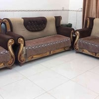 كنب • ٦ مقاعد • نظيف