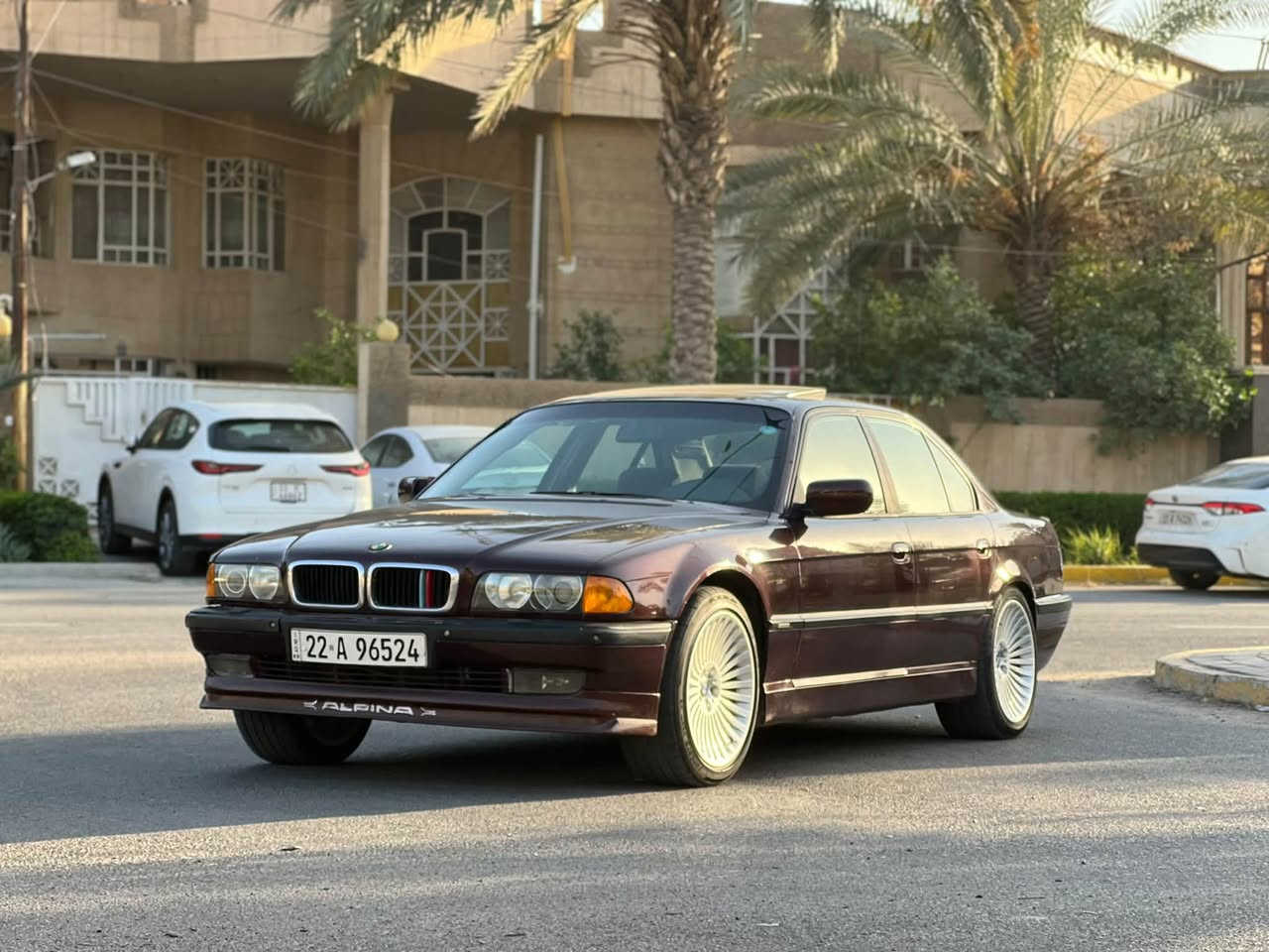 السلام عليكم للبيع بيئم خفاش 1996 728 اصل السياره جديده مناقصها اي شي رقم اربيل تحويل مباشر بيها رش جماليه مكان السياره بغداد السعر 75$ ***********
