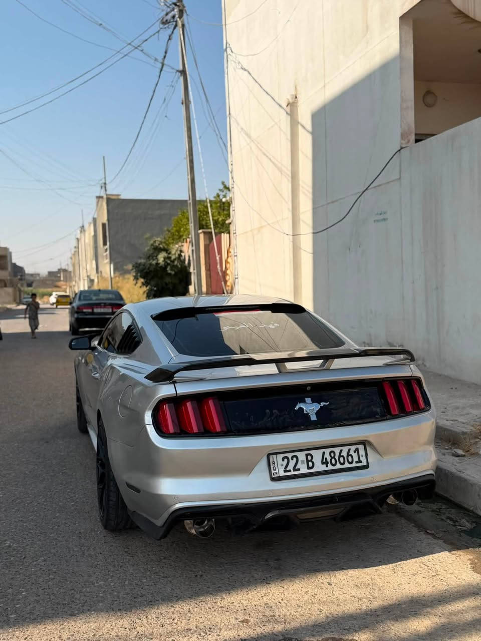 موستنك 2015 V6 3700
السياره جديده بمعنى الكلمه 

وعلى إيدي فقط 

السياره صفحتين صبغ بدون حادث وبدون ضرر شرط 

لا شواصي ولا لغد 

ماشيه 106 كليو 

محرك وكير خير من الله 

رقم جديد وهزه جديد تحويل مباشر 

ويلا تو سايز وكاله اصلي 

تايات جدد صار سبوع من شديتو 

عليها سستم صوت كزوز ✈️✈️

السعر 130ورقه وبيها مجال 

مكان الموصل الأيسر 

*********** اتصال أو واتساب
