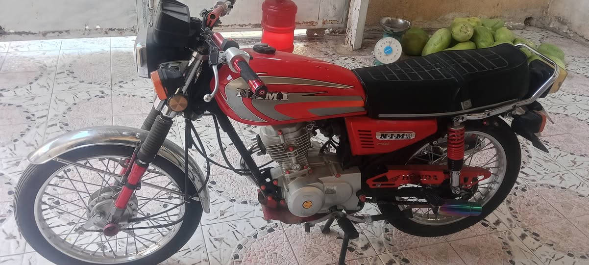 22 اوراق مكفوله مزوده غراض وياه البلاديه  مال جني سعره 800 وبيه مجال( ***********) المو شراي خل يعبر
