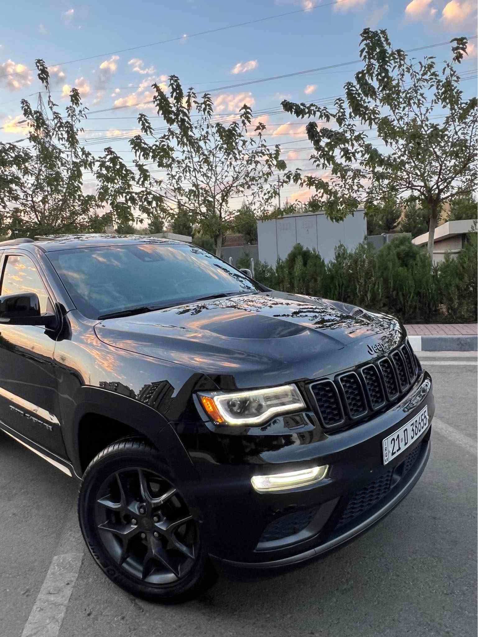 Jeep grand Cherokee X 2019
مواصفات X کەنەدی کلین تایتل 

‎تەنها 83000 کیلۆمەتر ڕۆیشتووە گێر و مەکینەی نەکراوەتەوە و کارەبایی و تەقە و رەقە و هەموو گیانی بە شەرت 

فول مواصفات (رادار گەورە - راداری خەتی جادە - اوتو پارک - راداری پشت و پێش و تەنیشت - کوشن هیتر - کوشن کارەبا - کوشن خزن میموری - تحدید سرعە - حاسەی پێش و دوا - شاشە گەورە - لایت لید و زینون - پلاجیکتۆر لید - صندوق کارەبایی  - بەسمە و شغال - زۆر مواصفاتی تر ...)

کەنەدی کلین  تایتل راپۆرتی carfax ی هەیە کلینە 
بێ بۆیاخ بێ سارد بێ چال بێ شوخت دەعامی بۆ دەعامی بە شەرت لۆک لۆکە 

سعر 260 وەرەقە و مجال 
شوین سلیمانی 
تلفون ***********

Jeep grand Cherokee X 2019
مواصفات X کەنەدی کلین تایتل 
83000 الف کیلومتر ماشی محرک و کیر مو مفتوح و مابی ای خلل 

فول مواصفات x معروفە ( رادار امامی کبیر - رادار خط شارع - auto park - رادار امامی و خلی و جانبی - کشنات جلد - کشنات خزن - کشنات تدفئە - تحدید سرعە - حساسات امامی و خلفییە - شاشە کبیرە - لایتات لید و زینون - بلاجکتور لید - صندوق کهربائی - بصمە و تشغیل عن بعد و بعد بیها هوایە مواصفات... )

وارد کندی کلین تایتل بشرط فحص و رابورت carfax 
مکفول کفالە عامە بدون صبغ بدون بارد بدون شخط بدون رصعات لوکککککک بالباکیت نفس زیروووو

سعر 260 ورقە و مجال بسیط
مکان سلیمانییە 
تلفون *********** السليمانية, العراق

