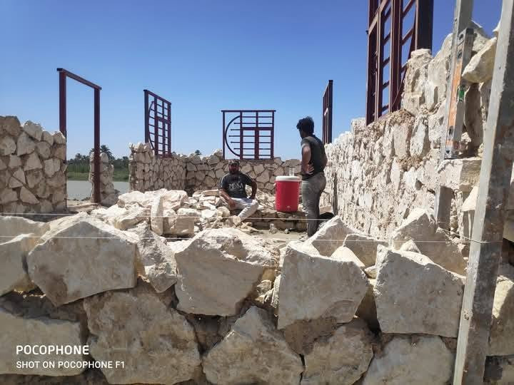سلام عليكم خلفه بناء حجر الأساس بناء بيوت سياجات@ رصف بحيرات مسابح نافورات الاتصال ***********
