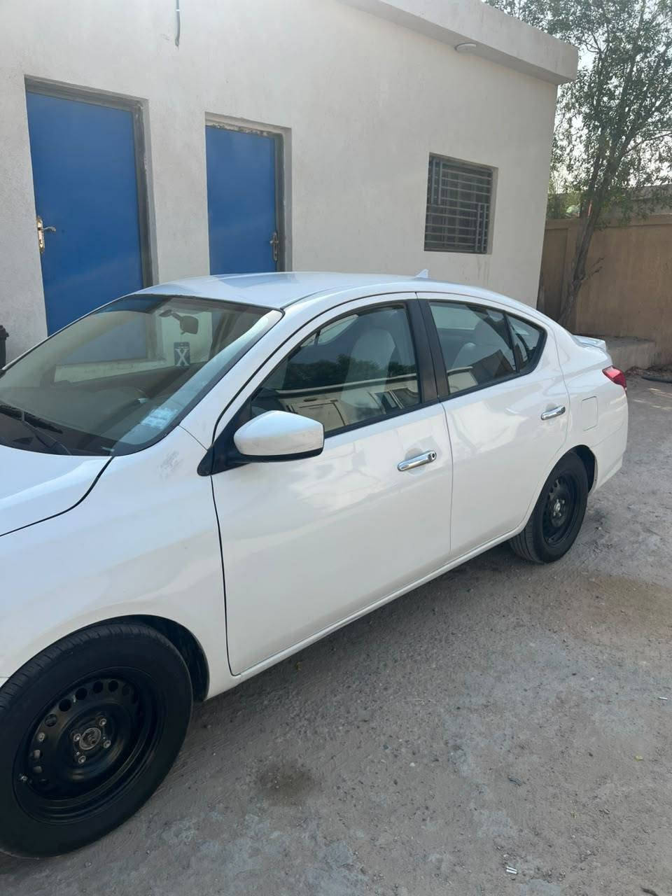 نيسان فيرسه • ٢٠١٥ • وارد امريكي