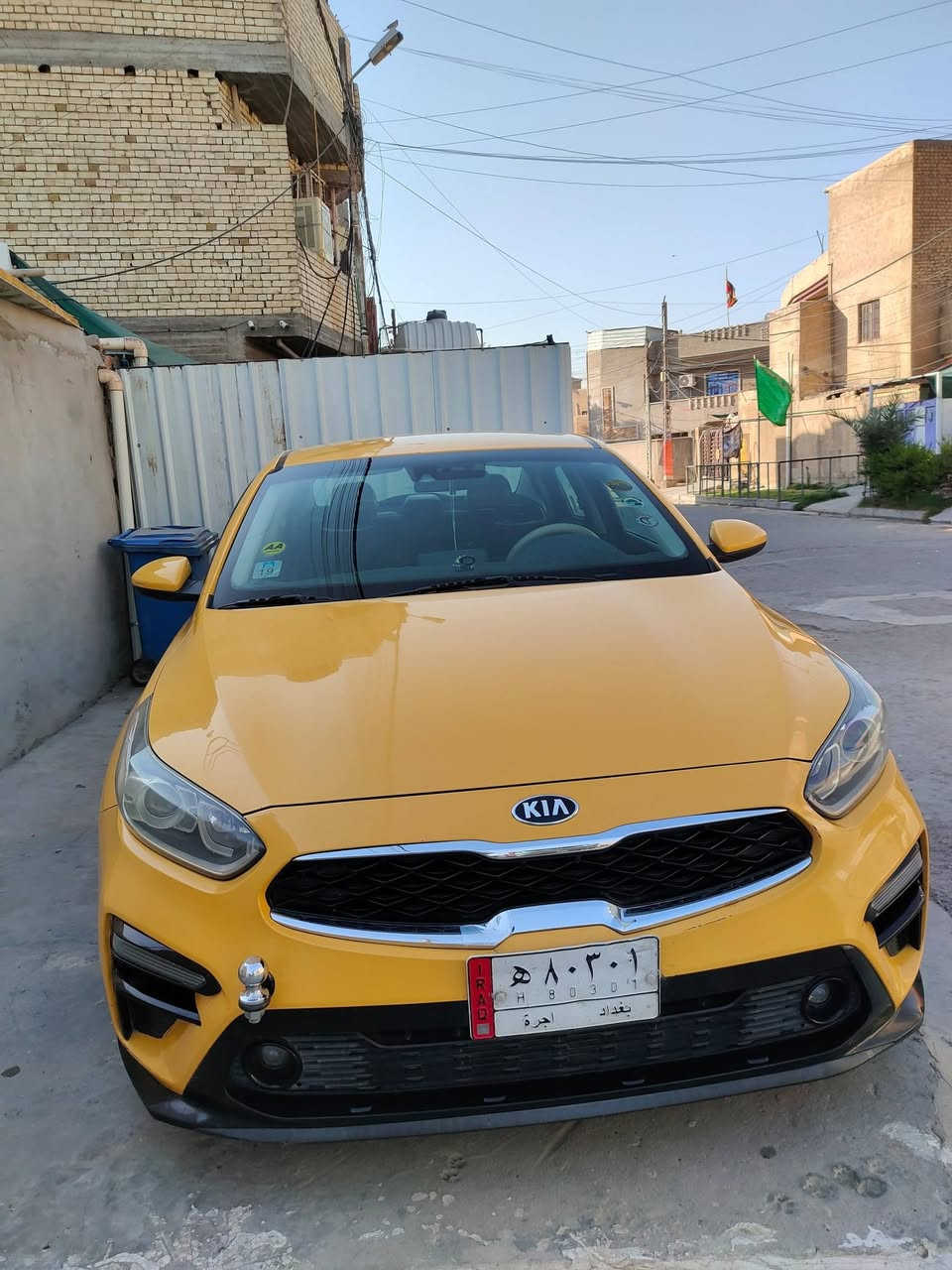 سلام عليكم اخوان كيا فورتي للبيع موديل 2019 وارد امريكي حادثهة جاملغ الخلفي عكس السايق رقم بغداد بأسمنا مشروع وطني كير ومحرك وتبريد وحدادية امامي وخلفي جديد تخم تاير مواصفات السيارة 
شاشة 
كامرة 
رادار 
حساسات 
تحديد سرعة 
تحديد مسار 
مكاني بغداد الكمالية رقم الهاتف *********** السعر 122 وبيها مجال
