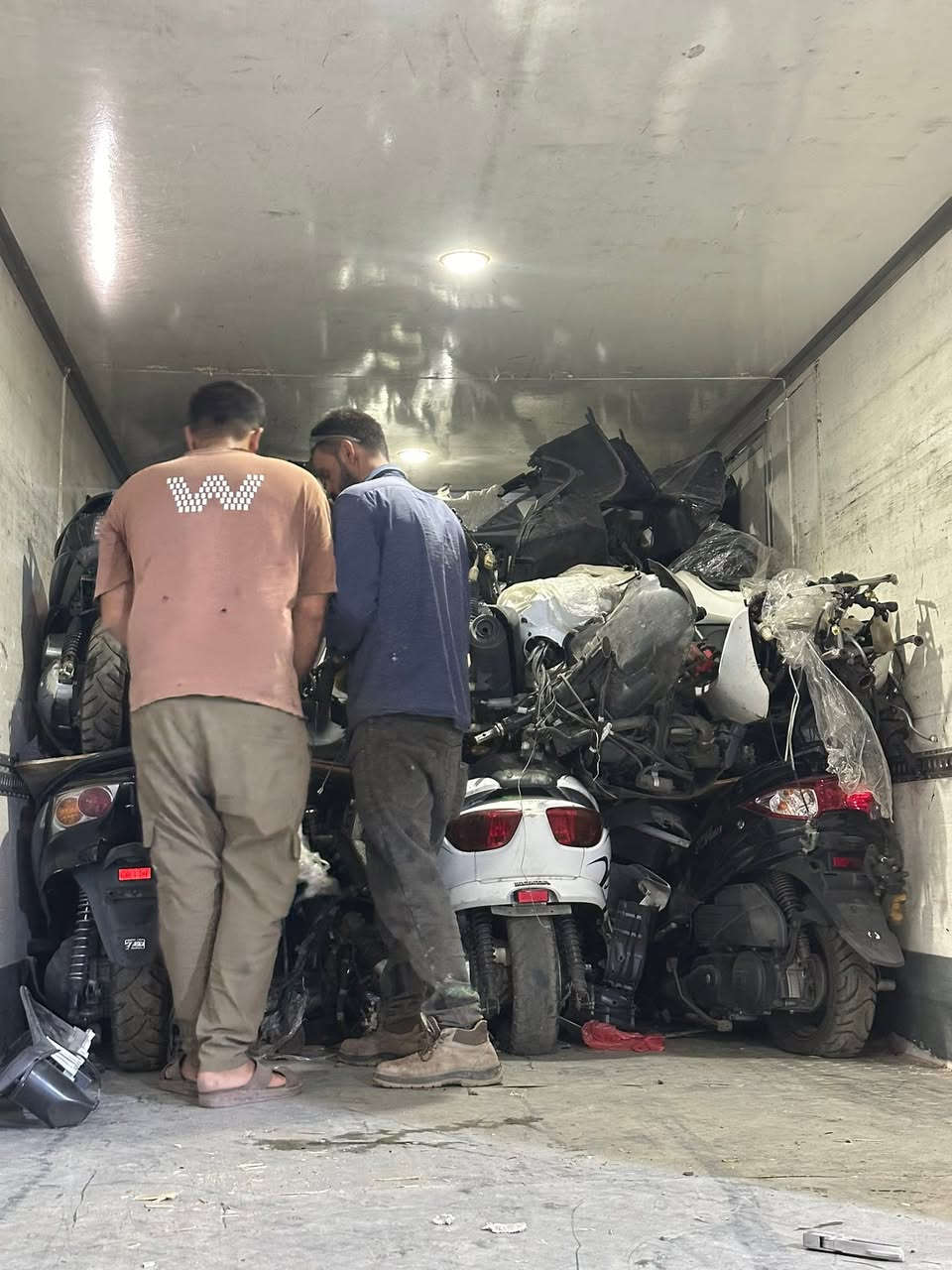حاويه • تفضيخ • البصره