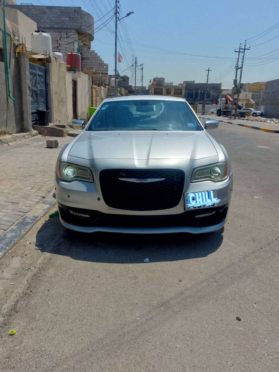 سلام عليكم
اوباما 2012بصره

بأسمي نظيفا بصمه 

تحكم ستيرن 

بيها ضربا صغيره بلباب الخلفي نتيجة فتحة باب البيت 

بأسمي تحويل جديد
السعر 150وبيها مجال كلش قليل

رقمي ***********
