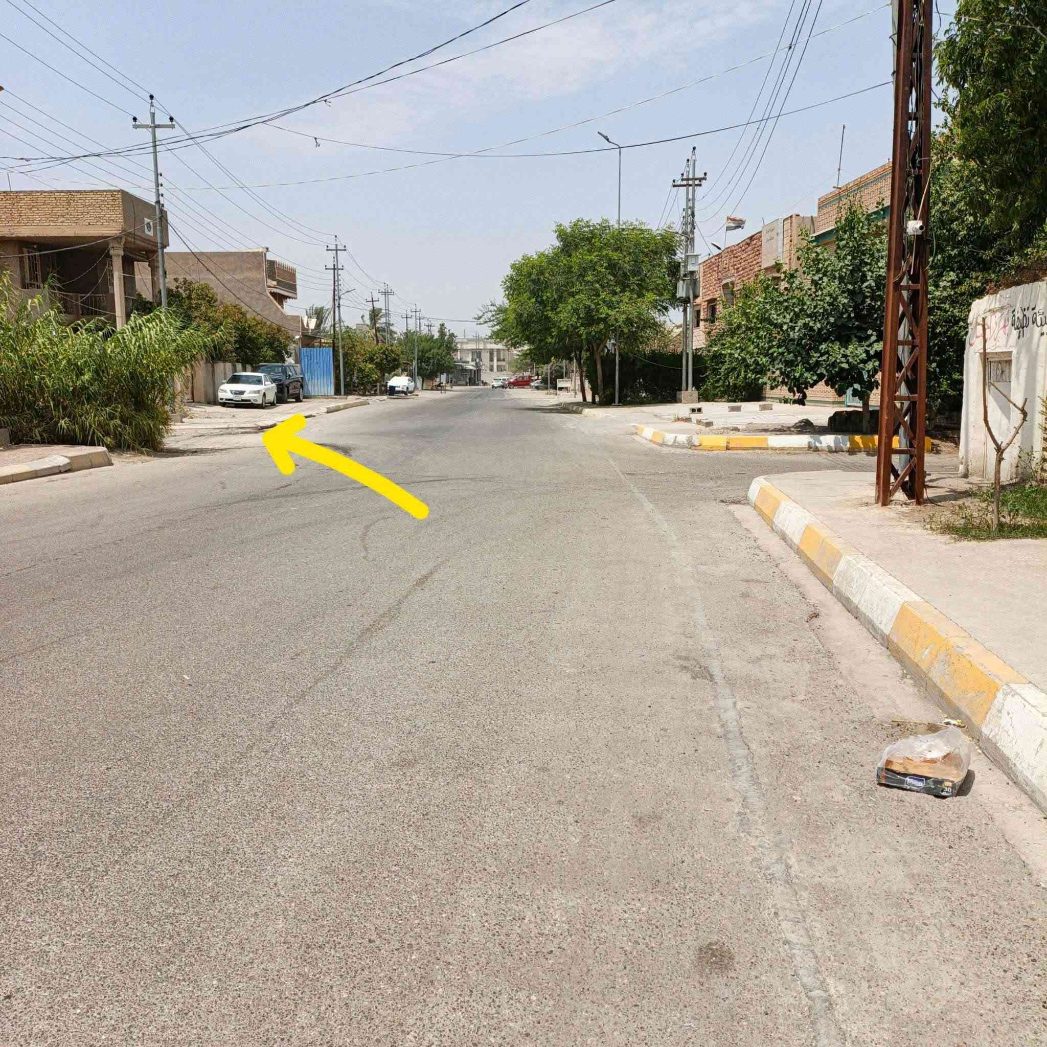 ‏بيت للبيع المساحة (  180متر )  طابو زراعي
‏طابق واحد يحتوي على غرفتان نوم وغرفة استقبال ومطبخ وصحيات وكراج كبير . جاهز للسكن او استثماره للايجار .
‏الموقع  / بهرز - الشارع المقابل لدائرة ناحية بهرز 
‏ ( قرب الكاع الجبيرة  - وقرب المثلث ) البيت ركن على الشارع الرئيسي  تبليط ومجاري وخدمات كاملة  
‏للاستفسار : ‏‪***********‬‏
