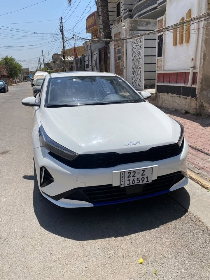 السلام عليكم ….
كيا K3 موديل 2025 رقم اربيل كفاله عامه ما عدا ربع جاملغ راجع ع البارد وربع الباب صبغ نطخت طخة خفيفه وصبغت ربع الباب جهة الصدر ع اليمين  
بأسمي تحويل ثاني يوم 
ماشيه 27
فول مواصفات 1/1
فتحه سقف
بصمه تشغيل / دخول ذكي /ترحيب عند الاقتراب /صندوق ذكي فتح عند لاقتراب 
شاشه لمس
تبريد و مسجل لمس 
اوتو هولد 
4 انظمه قياده
مري شفط اوتو
اشارة بالمري  
كاميرا دواره 
حساس امامي خلفي 
كشنات جلد 
السعر 142وبيها مجال بسيط

مكانها بغداد الحسينية 
***********
