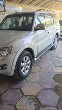 للبيع باجيرو حبتورموديل2013 سياره فول مواصفات واحد على واحد سياره جديد...