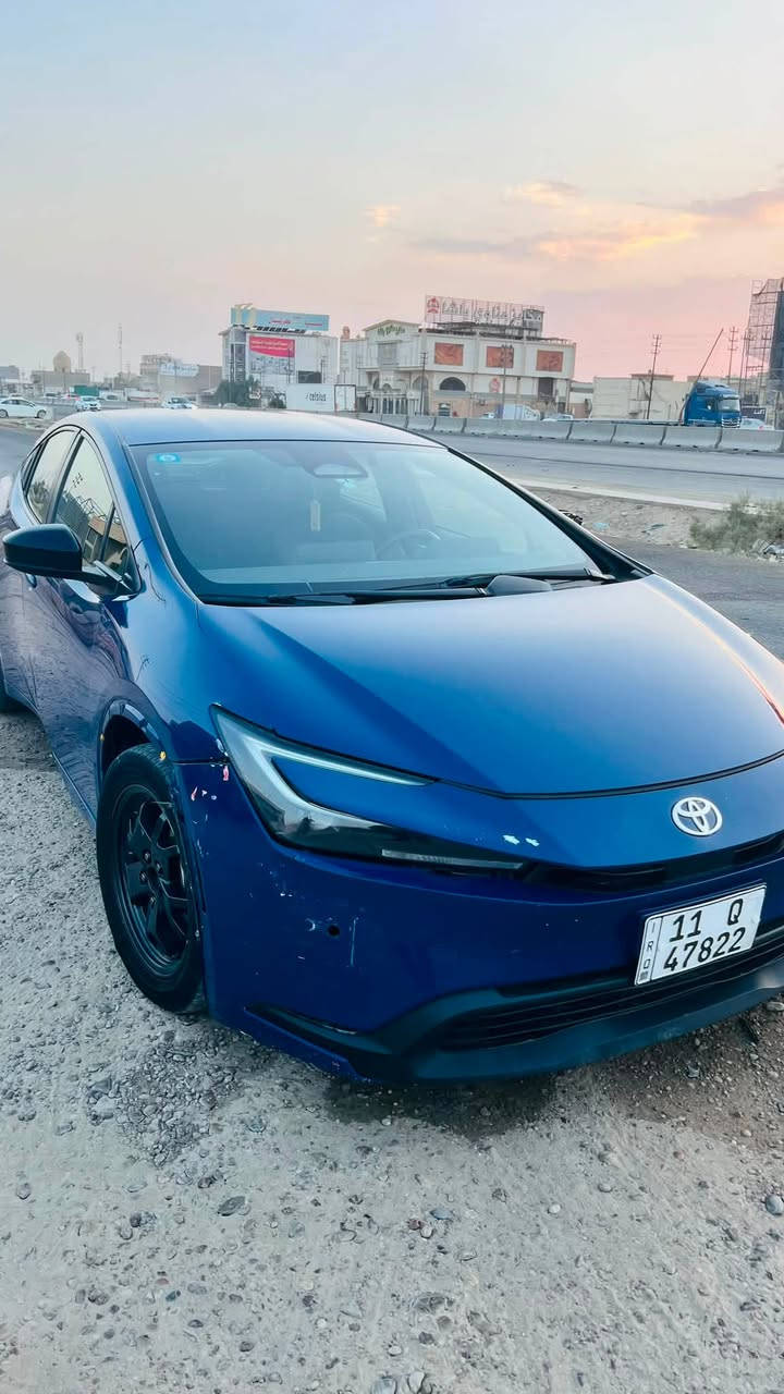 بريوس للبيع
2023
ضرر مثل ما موضح بالصورة 
بدون داخل ولا شاصي و ايرباك ما طاك 
خمس قطع صبغ 
سعر 118 ورقة بيها مجال بسيط
***********
بي واتساب 
مكان السيارة بغداد
