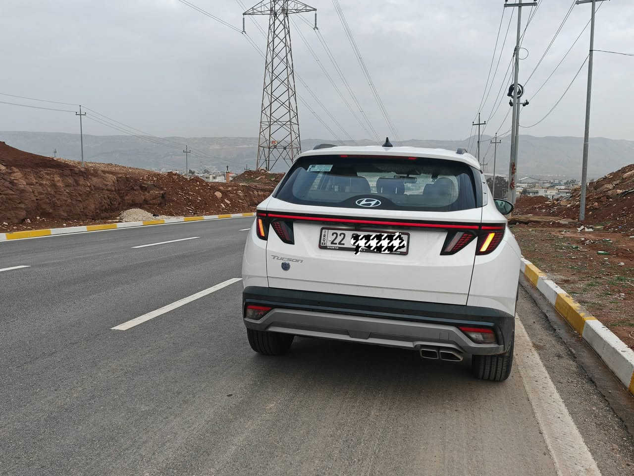 ماشية فقط 13500 كم قابل للتغير ضمان شركة الاولى بها
  ,
مواصفات
✅✅✅hyundai tucson 2025 توكسون ✅✅✅
—موصفات —
🔥🔥مقاعد تبريد🔥🔥
✅1- بصمة وتشغيل عن بعد
✅2- حساسات أمامية وخلفية
✅3- اوتو هولد
✅4- هاند بريك كهربائي (بصمة)
✅5- مساعد نزول منحدرات
✅6- شحن وايرلس
✅7- ABS
✅8- مرآه جانبية قابلة للطي
✅9- المقاعد الامامية كهربائية
✅10-شاشة 12.3 انج تدعم ابل كاربلي واندوريد اتو
✅11- نظام تبديل القيادة سبورت و نورمل و ايكو
✅12- لايتات دوارة لانارة اقوئ في الزوايا الميتة
✅13-كامرة خلفية دوارة
✅14-مثبت سرعة
✅15- اضائة نهارية LED
✅16-ستائر خلفية متحركة
✅17-ويل18
✅18 - صندوق كهرباء
✅- شكل بصمة جدید

للسعر ارسل رسالة الى واتس اب ***********
